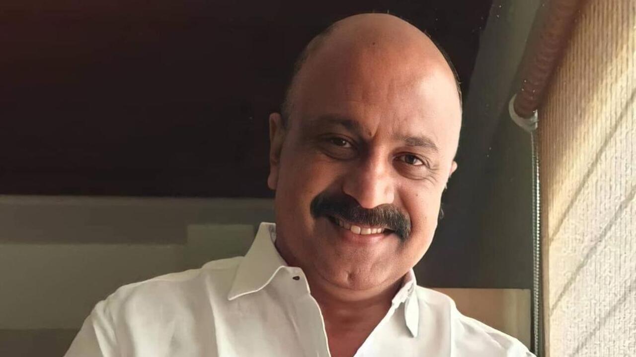 Siddique: 
The Museum police in Thiruvananthapuram has registered an FIR against senior Malayalam actor Siddique over charges of rape on the complaint of a young actress. Siddique has also given a complaint to police stating that the allegation by the woman actor is a conspiracy against him.
Siddique had earlier resigned as general secretary of the Association of Malayalam Movie Artists (AMMA) following allegations made by the young actress.
 