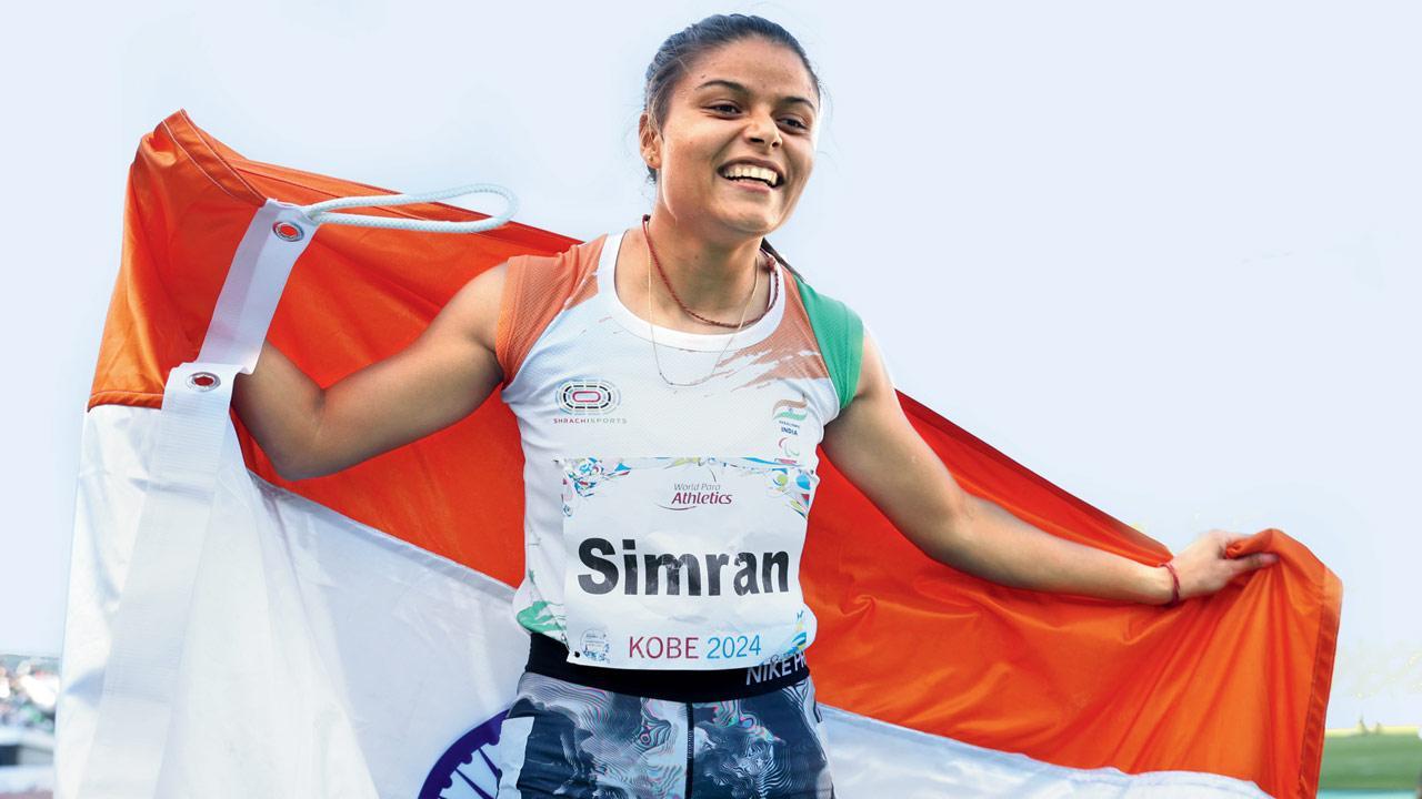 Simran’s personal best powers her to bronze in 200m final