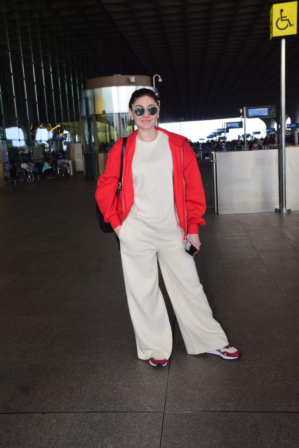 Shefali Jariwala was snapped at the airport