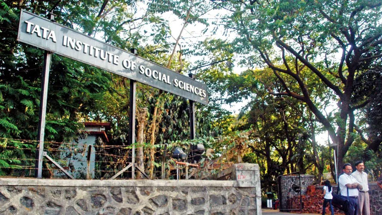 Mumbai: TISS lifts PSF ban after students’ protests
