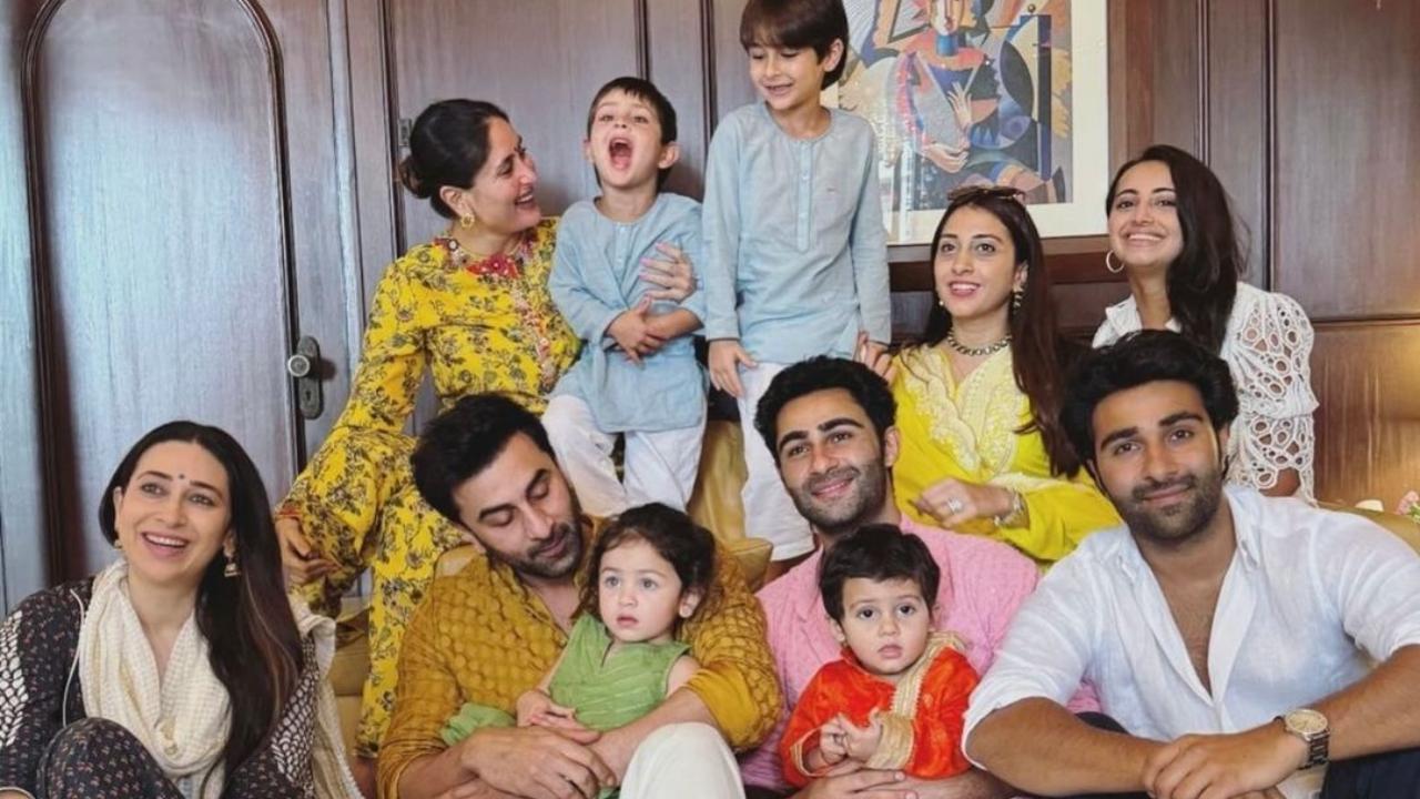 The Kapoor Fam-Jam is Back! Karisma drops pictures from Ganpati celebration