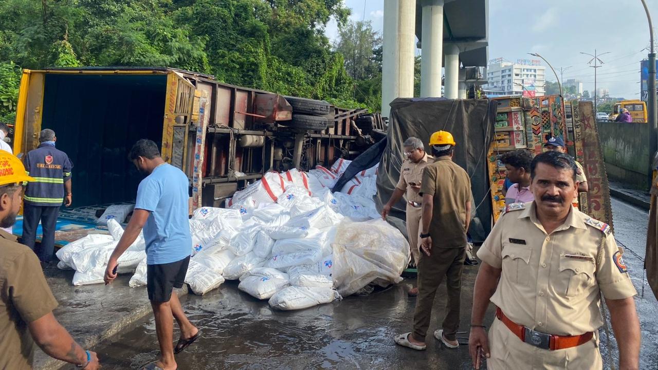 Local firemen and civic rescuers rushed to the spot to clear the busy road. The accident affected traffic towards Ghodbunder for more than five hours, the official said