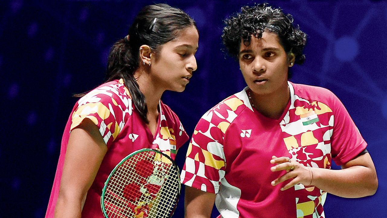 Treesa-Gayatri enter semis, Srikanth loses