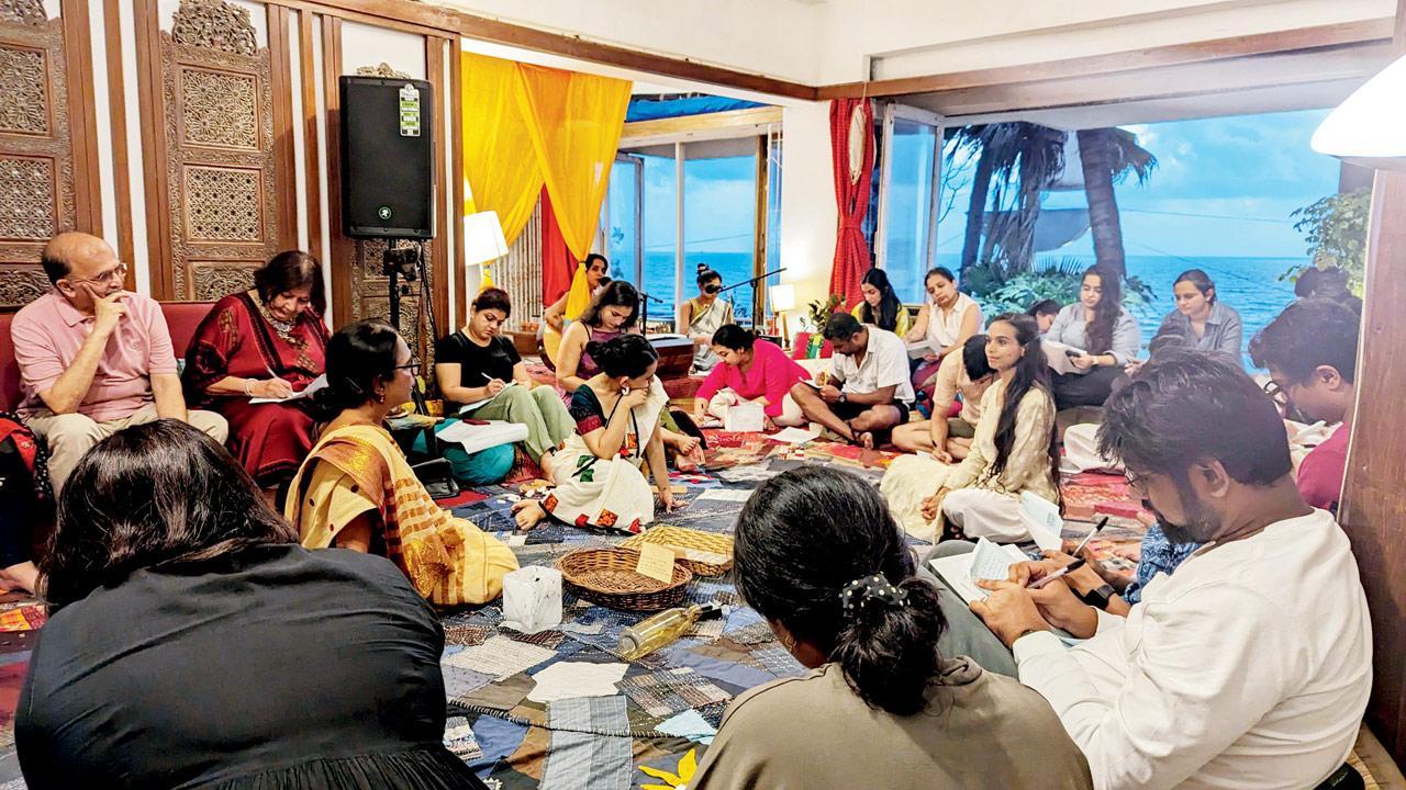 This experimental performance in Titwala will host candid readings of unsent letters
