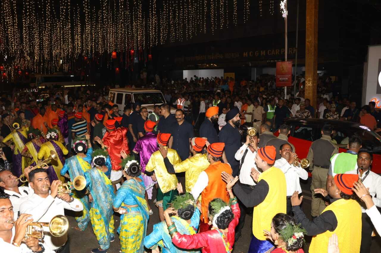 The Koli's are native to the city and have a lively folk culture