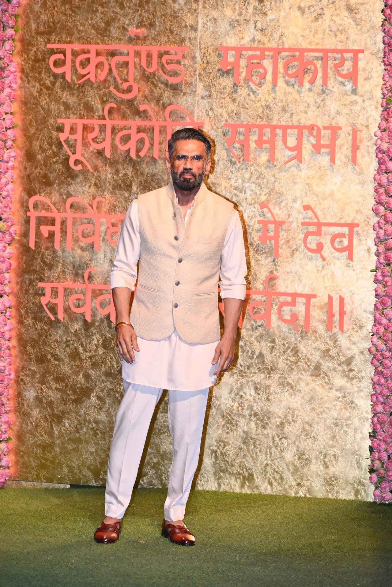 Suniel Shetty arrives solo for the function