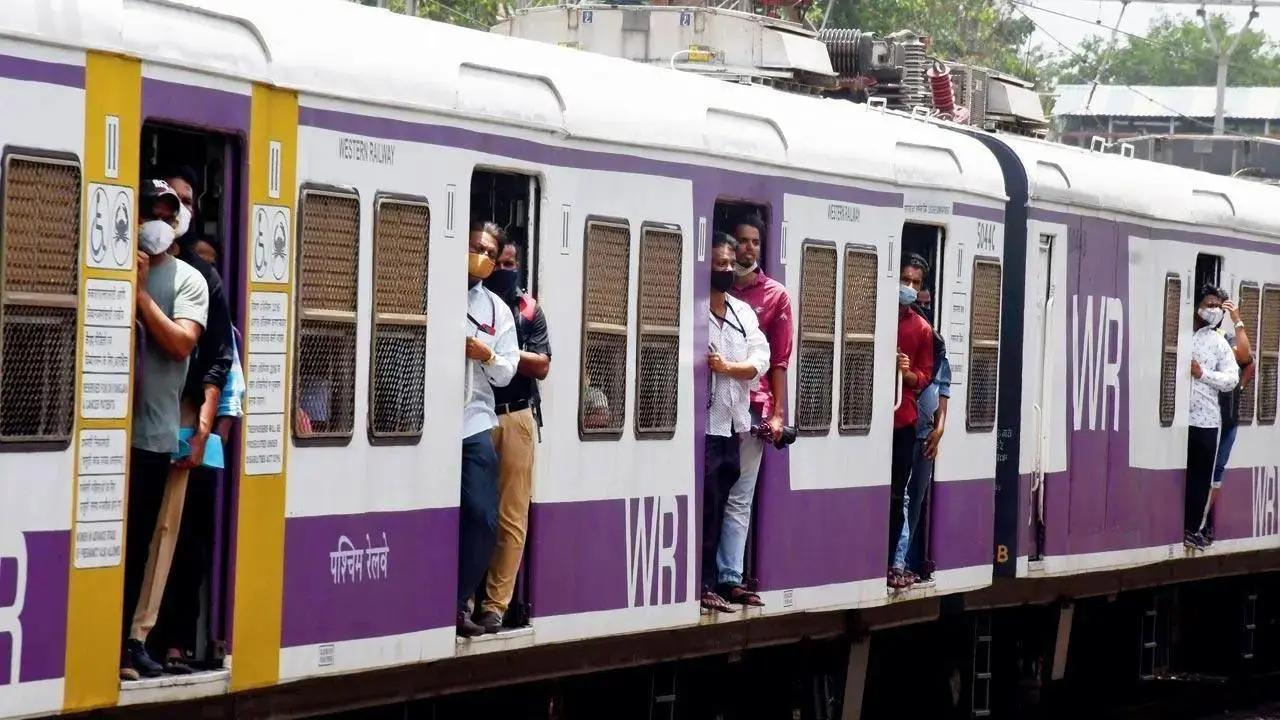 Western Railway makes special arrangements at Charni Road station in Mumbai for Anant Chaturdashi