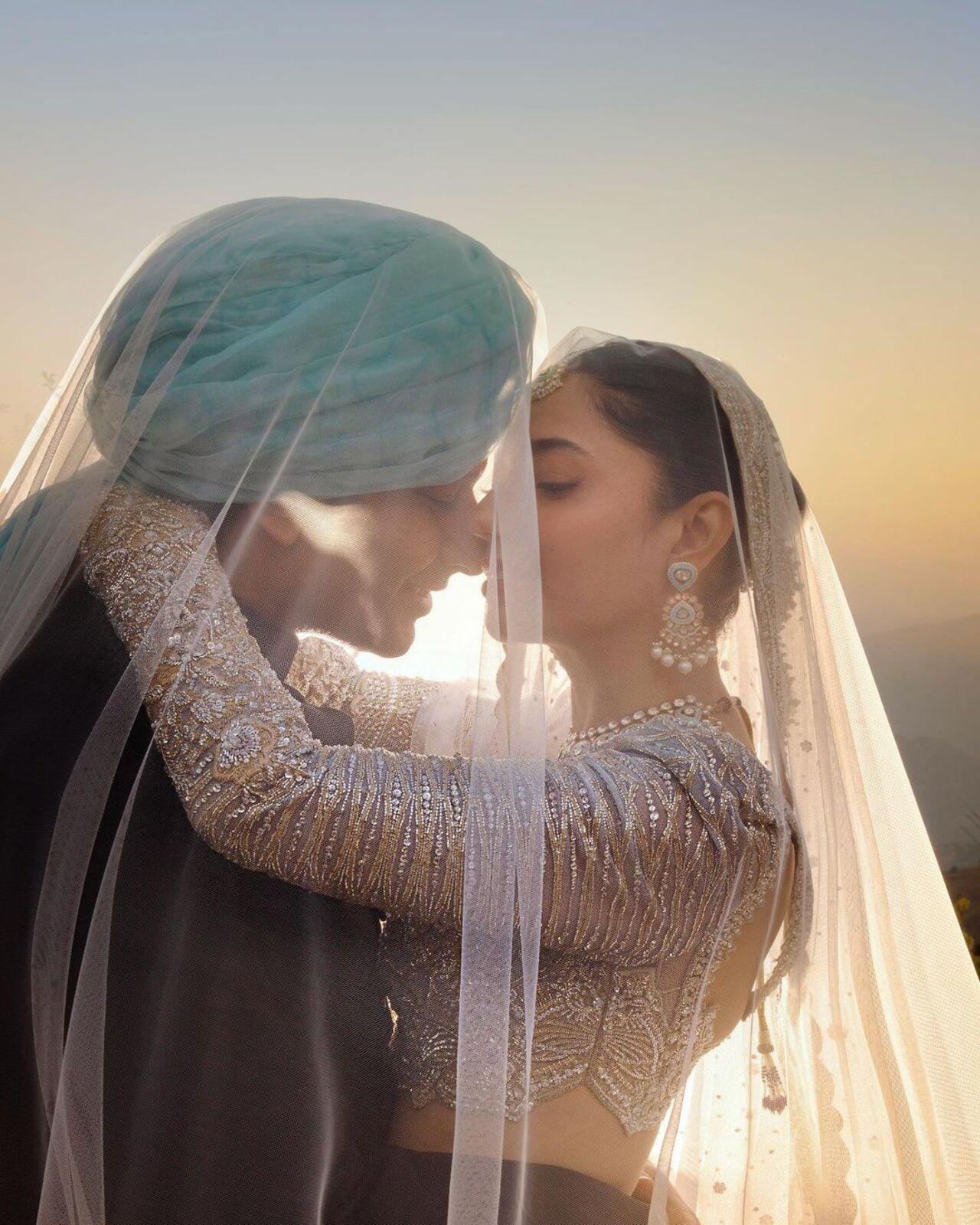 ‘Raees’ fame Pakistani actress Mahira Khan tied the knot with her long-time beau Salim Karim.