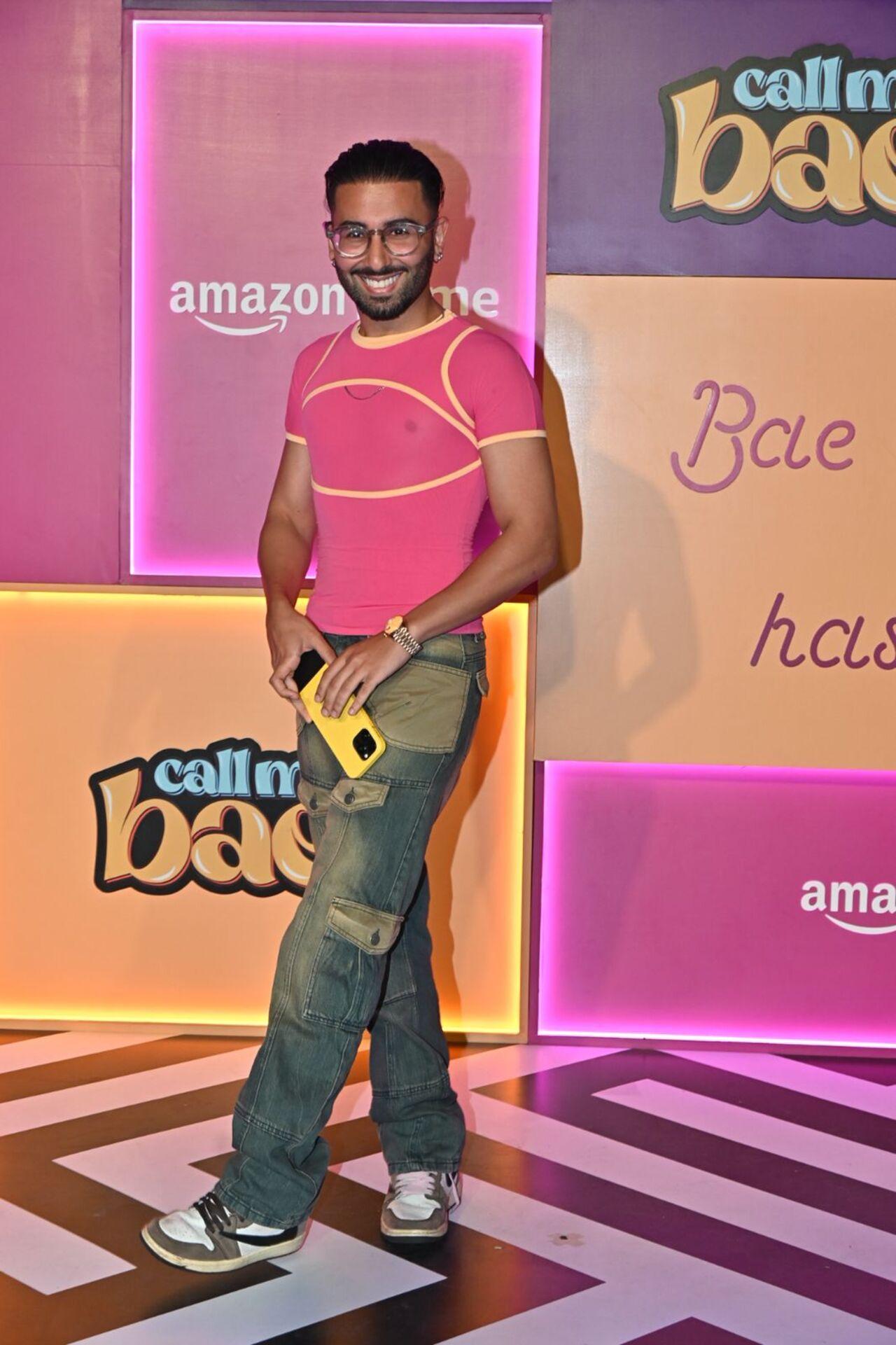 Orry came to cheer for friend Ananya in a tight pink t-shirt and denim pants