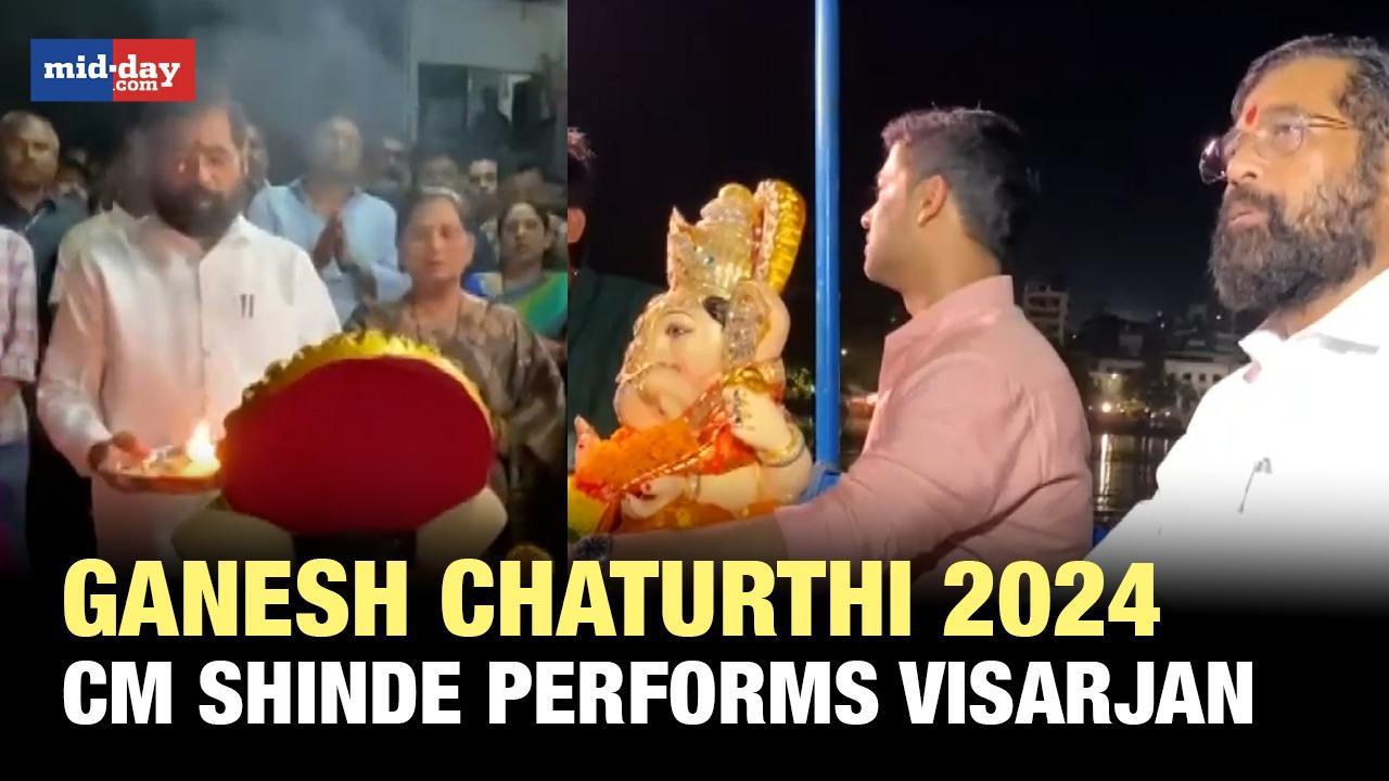 Ganesh Chaturthi 2024: Maharashtra CM Shinde performs Ganpati Visarjan