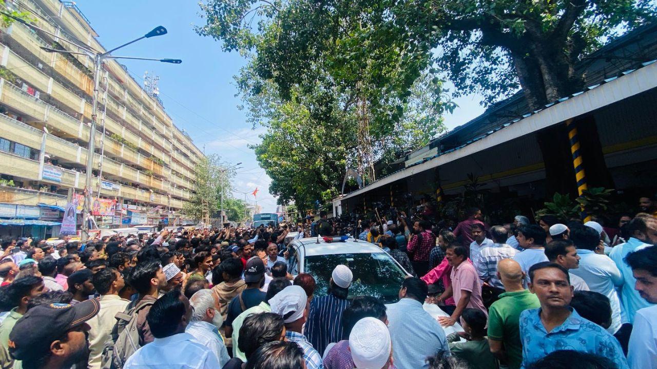 Tensions escalated in Mumbai’s Dharavi as members of the Muslim community staged protests against the demolition of the Mehboob-e-Subani mosque.