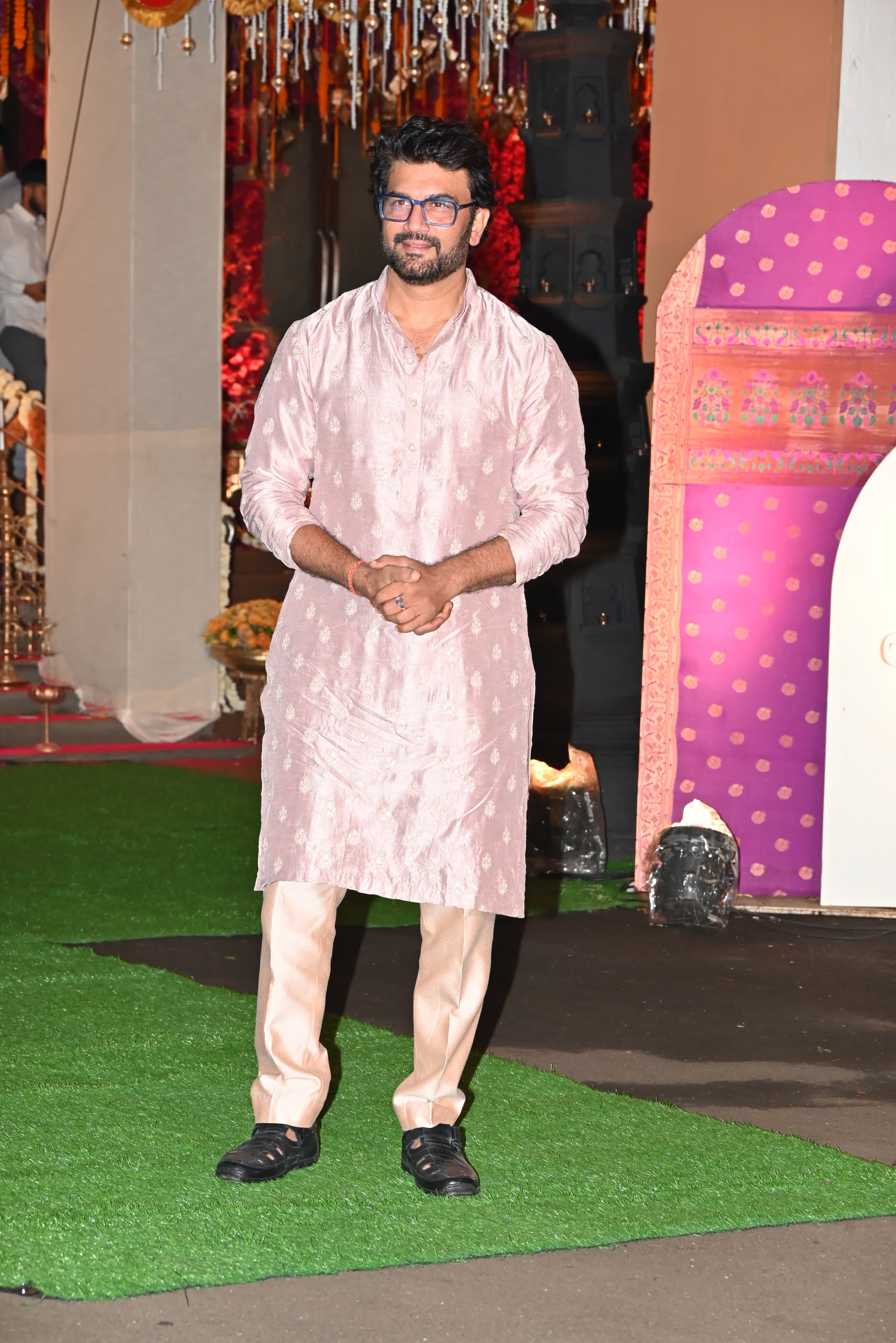 Sharad Kelkar too attended Eknath Shinde's Ganesh Utsav