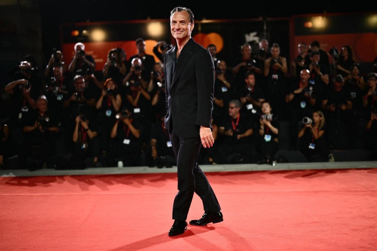 English actor Jude Law looked debonair in a black suit as he attended the premiere of ‘The Order’. 