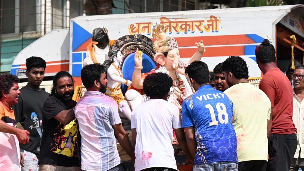 Processions from various parts of Mumbai, including Fort, Mazgaon, Byculla, Dadar, and Chembur, will make their way towards the Arabian Sea and other water bodies for the final immersion, marking the end of this year's festivities