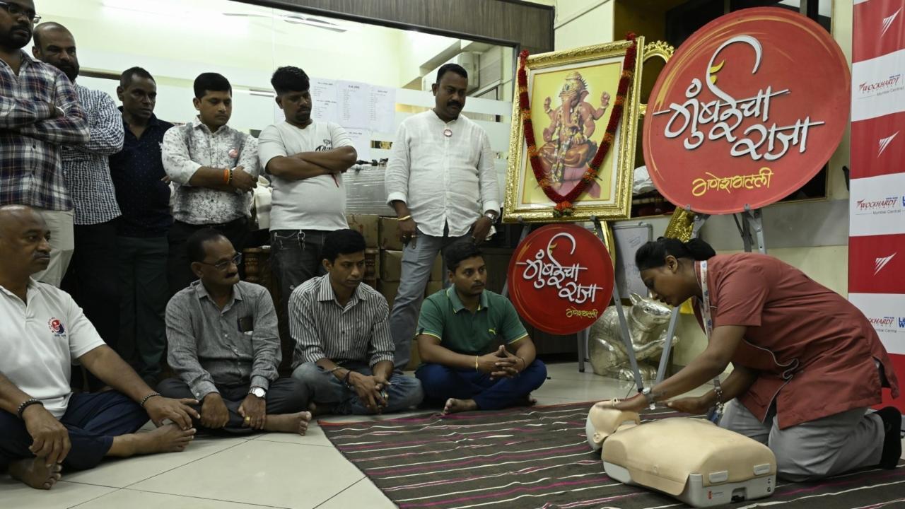 The initiative, which began on Wednesday, is part of a broader effort to equip those involved in organising Ganesh Chaturthi celebrations with critical life-saving skills. Pics/Ashish Raje