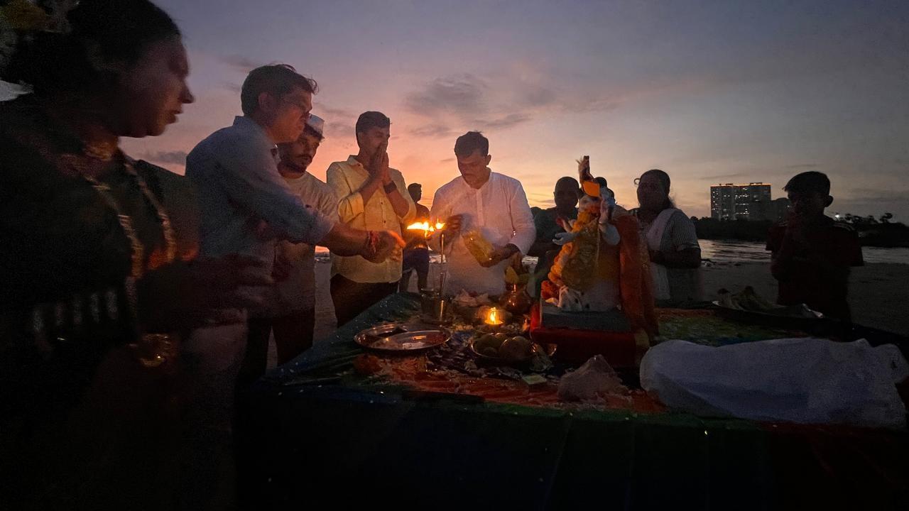 Among the 62,569 idols those were immersed on Sunday till 12 am include 348 sarvjanik (public) idols, 62,197 Gharguti (household) idols and 24 Hartalika Idols