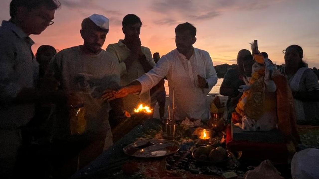 Earlier, over 62,000 Ganesh idols have been immersed in the city till 12 am during Ganesh Visarjan 2024 on the one and a half day Ganpati Visarjan on Sunday