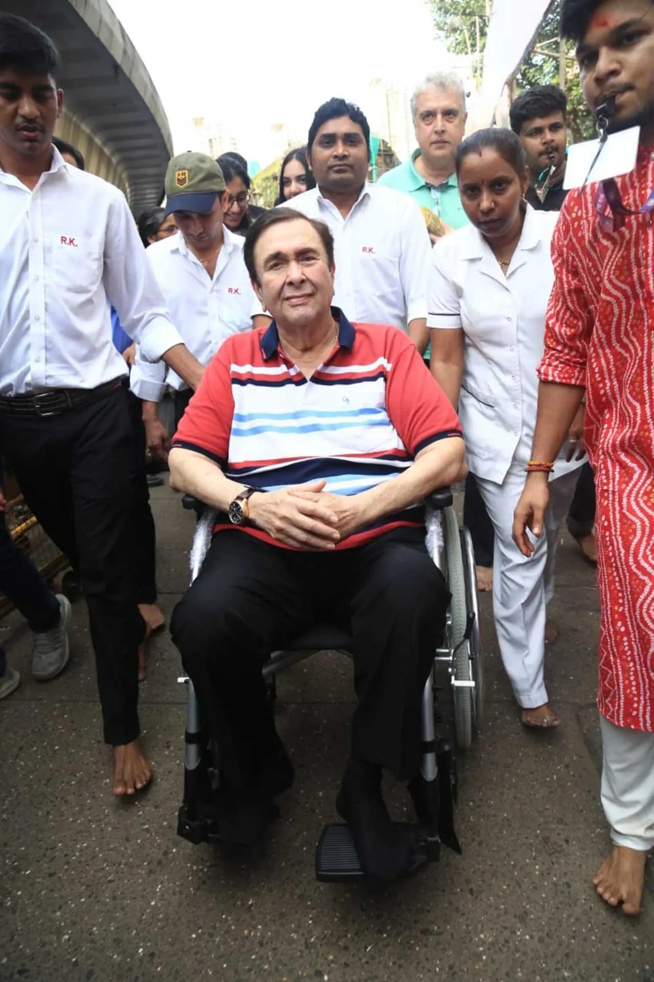 Randhir Kapoor visited Lalbaugcha Raja for Ganpati darshan in 2023
