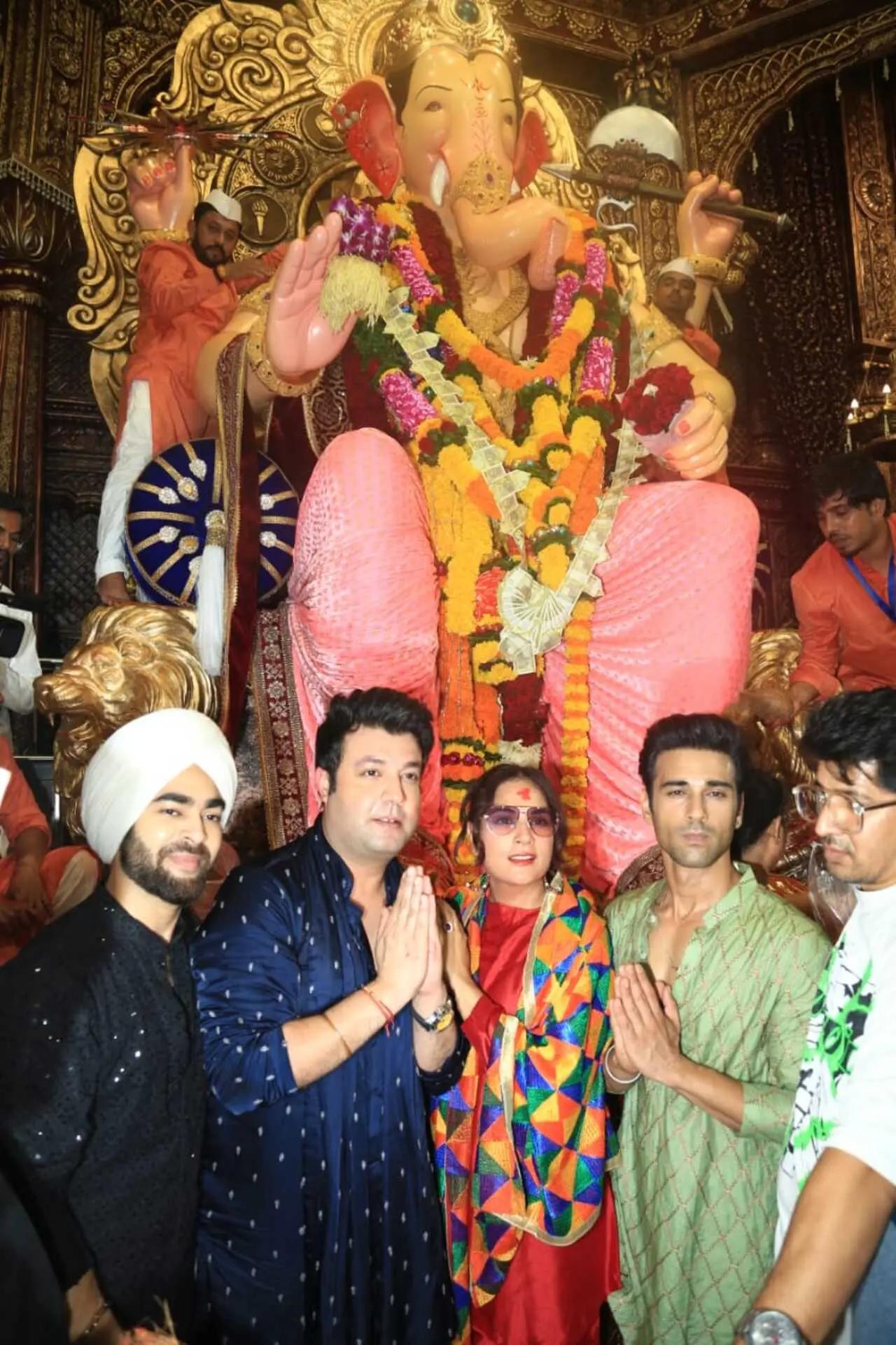 Pulkit Samrat, Richa Chadha, Varun Sharma and Manjot Singh visited Lalbaugcha Raja in 2023