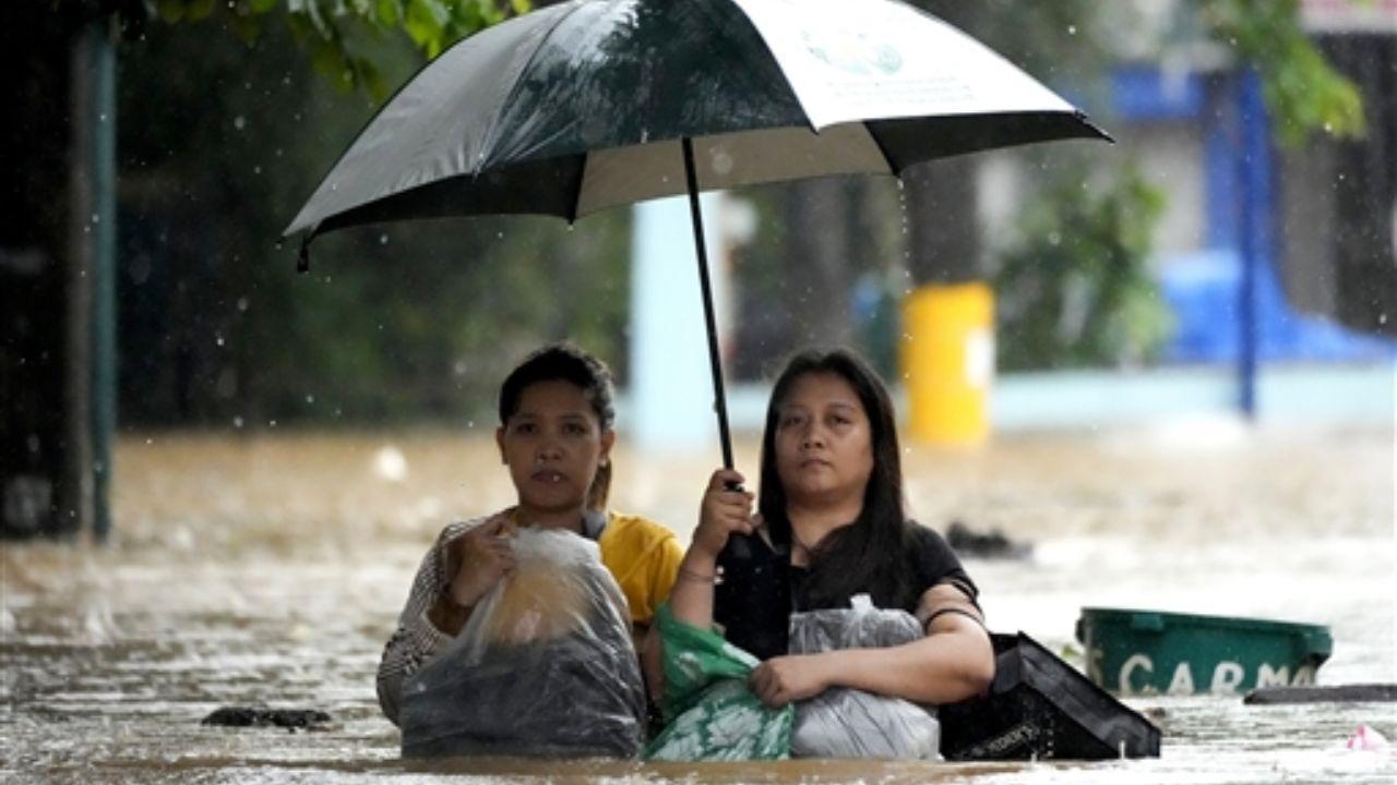 As Typhoon Yagi approaches, Vietnam closes airports, orders evacuations