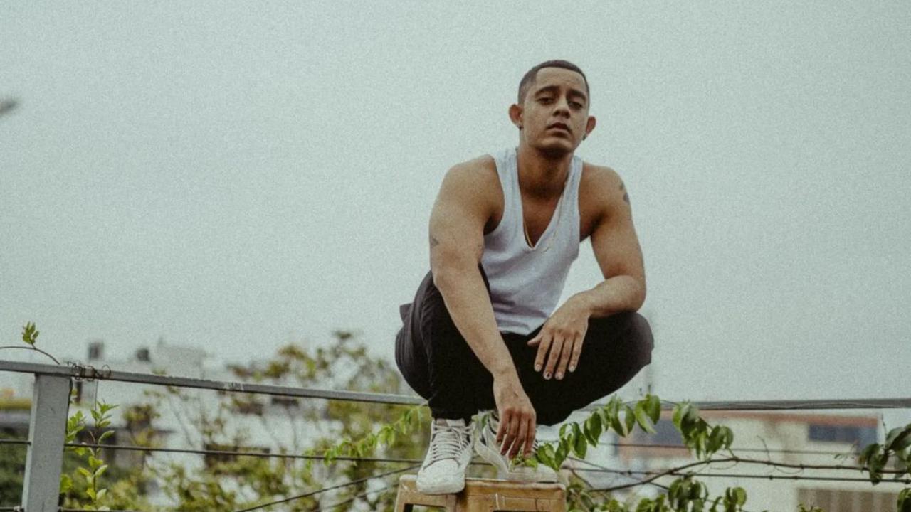 Sooraj Cherukat, who goes by the stage name Hanumankind, recently performed at the 'Modi and US' event at Nassau Coliseum in Long Island, New York. The Kerala-born rapper rose to global fame when his track ‘Big Dawgs’ topped international charts. Here’s what you need to know about him. (Pic: Instagram)
Read More