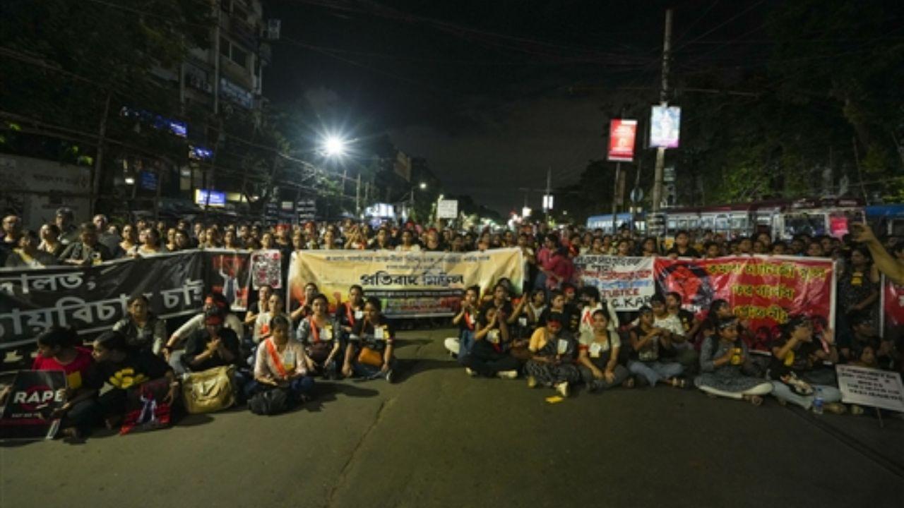 Rimjhim Sinha, who spearheaded the 'Reclaim the Night' protests, stated that the political parties have failed to fight for women’s rights and that the public would now take the fight into their own hands.