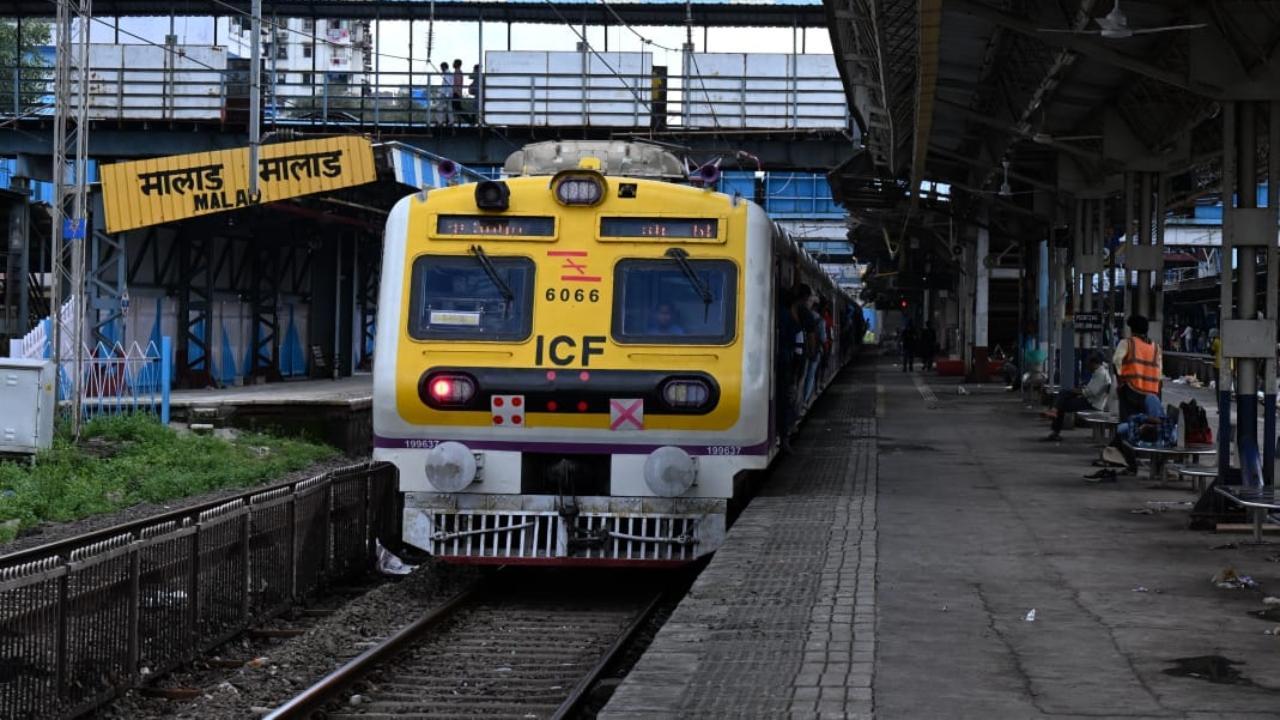 Western Railway to operate four hours block between Goregaon and Malad on Monday night, check details