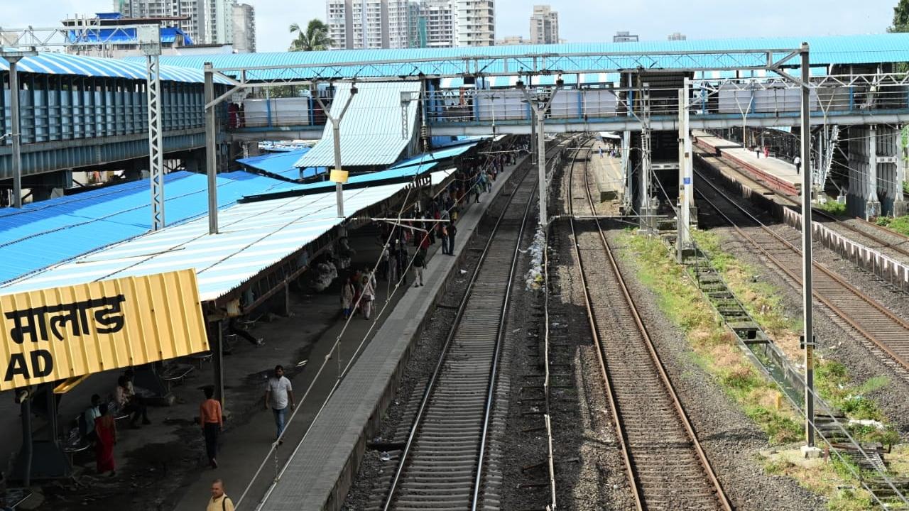 Western Railway has commenced the work of laying the sixth line between Goregaon and Kandivali stations and Mega Blocks are being carried out to undertake to work of cutting and connecting the existing lines, an official had earlier stated