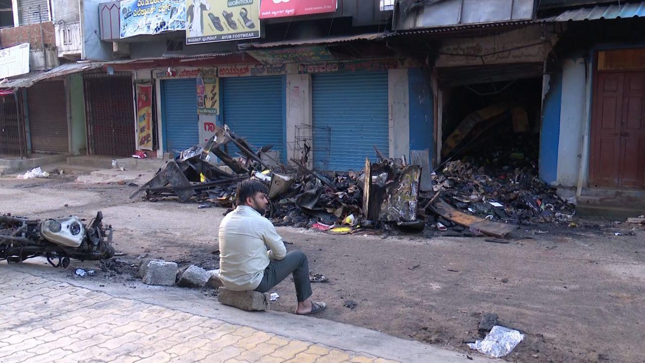 The violence resulted in the vandalism of shops and the burning of vehicles, escalating tensions in the area.