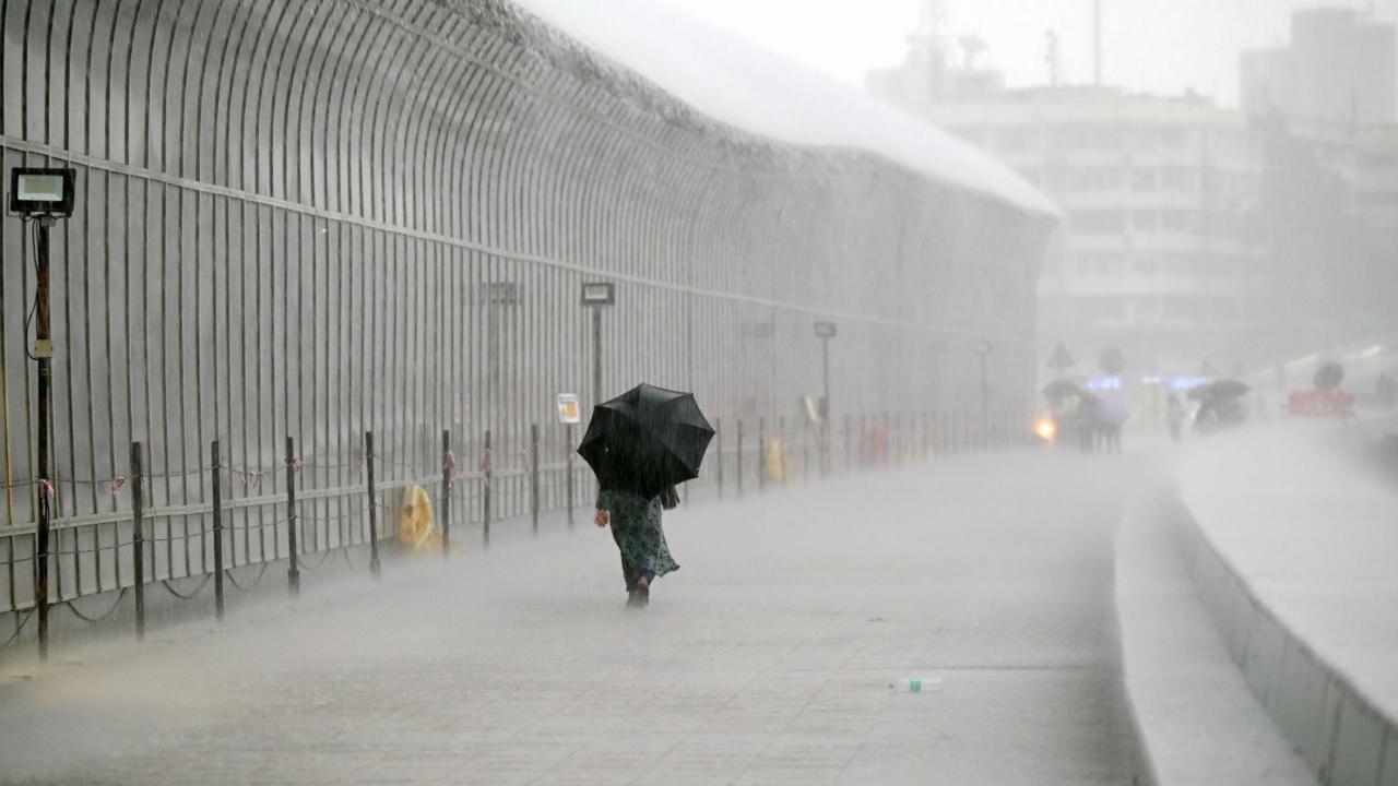 Himachal Pradesh rains: 38 roads closed after heavy rains, Met issues 'yellow' alert in 6 districts