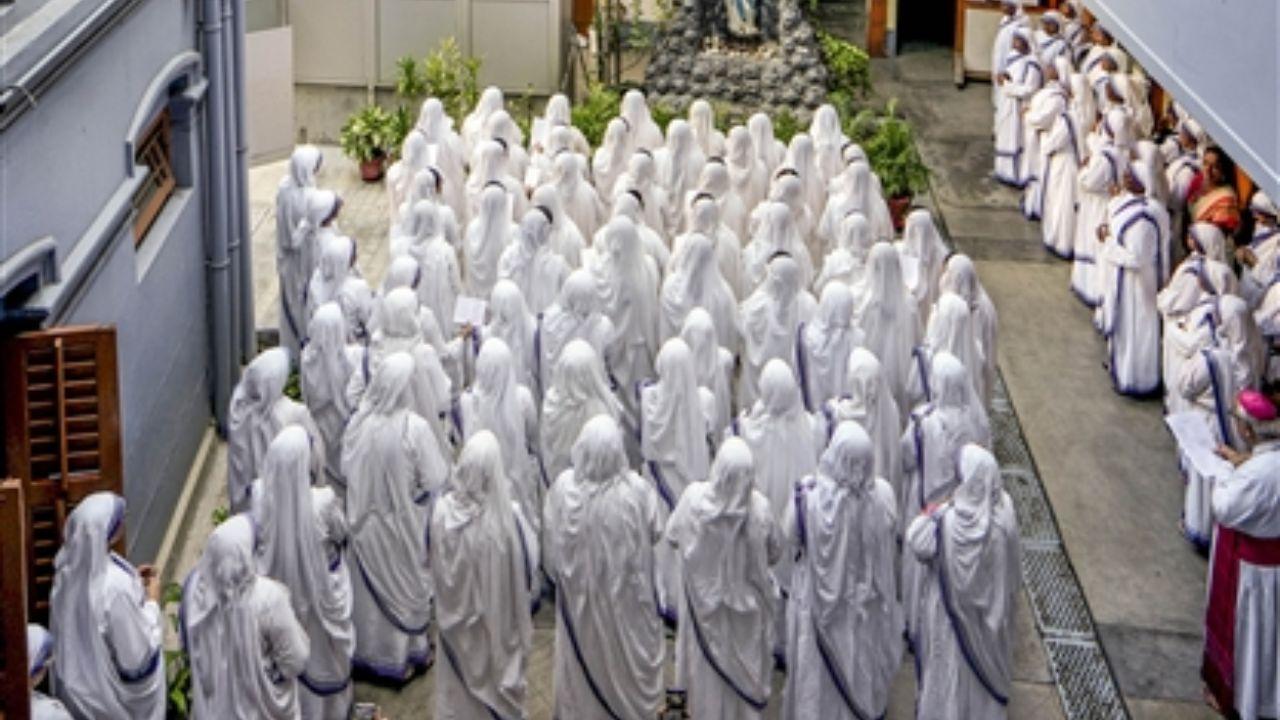 While teaching at St Mary’s School in Kolkata, Mother Teresa experienced what she called a 
