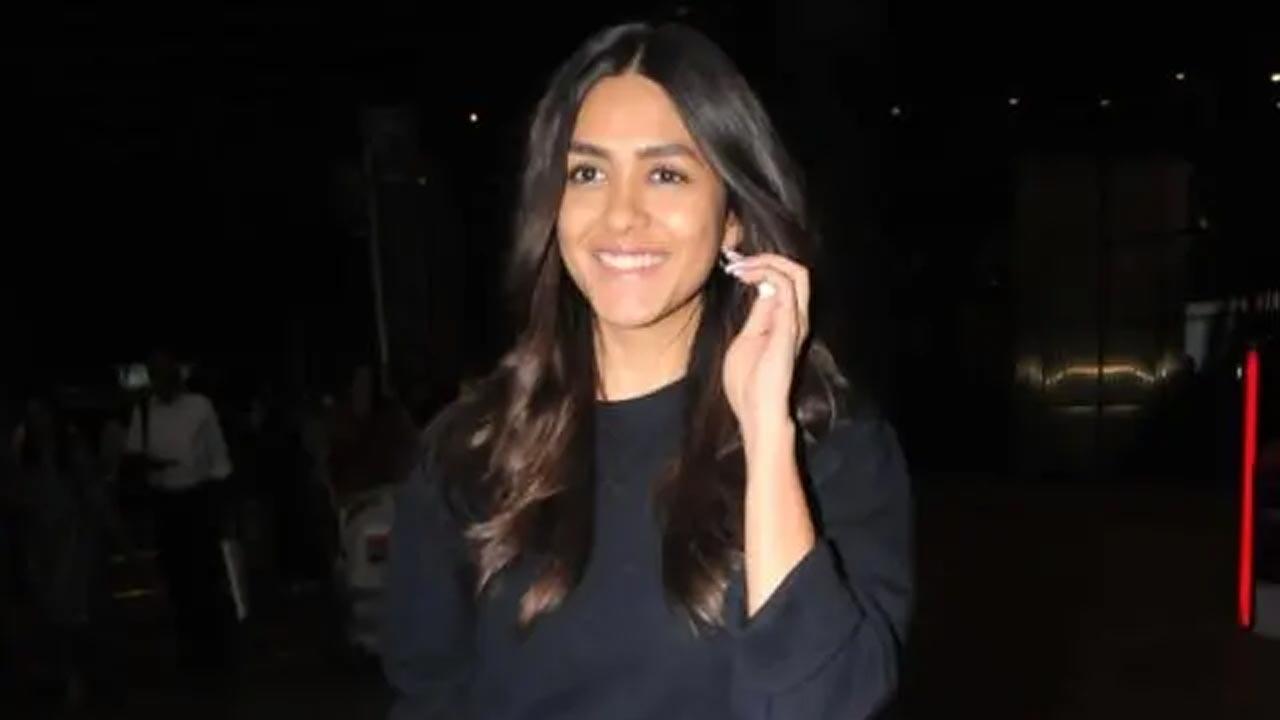 Check out food banter of Mrunal Thakur and Ajay's nephew Danish