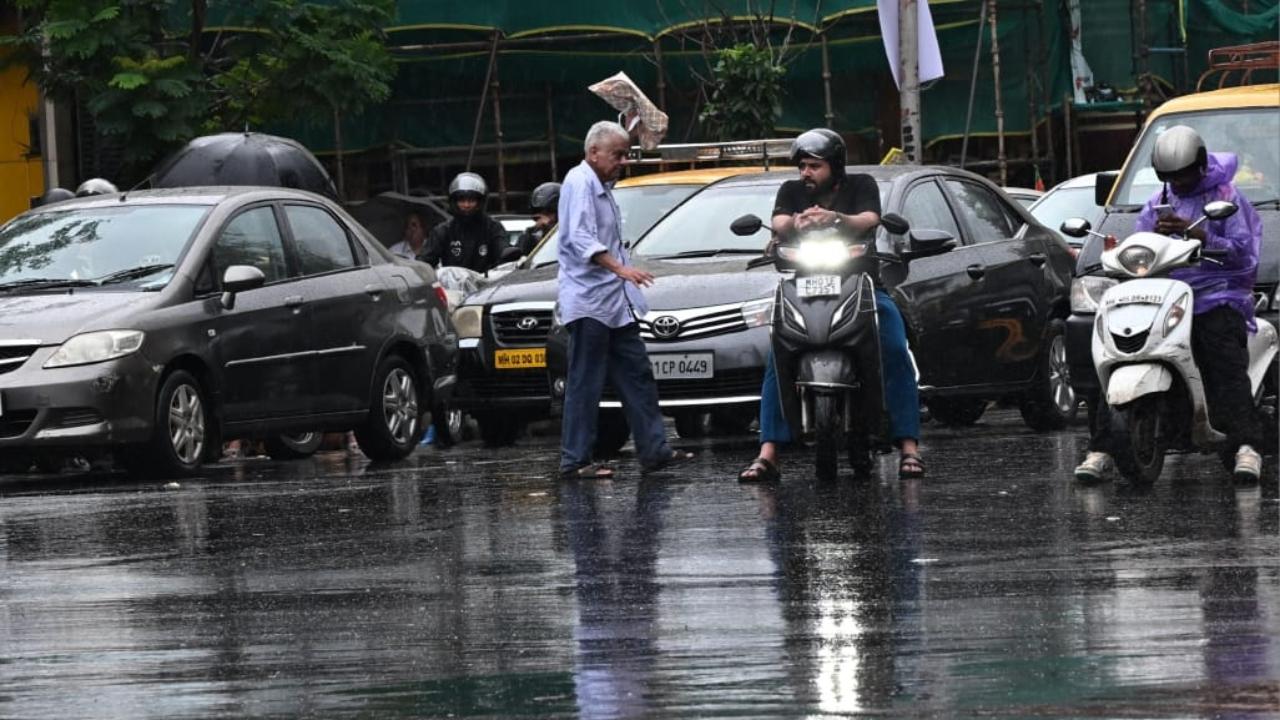 The IMD said that light to moderate rain/thundershowers were very likely on Monday