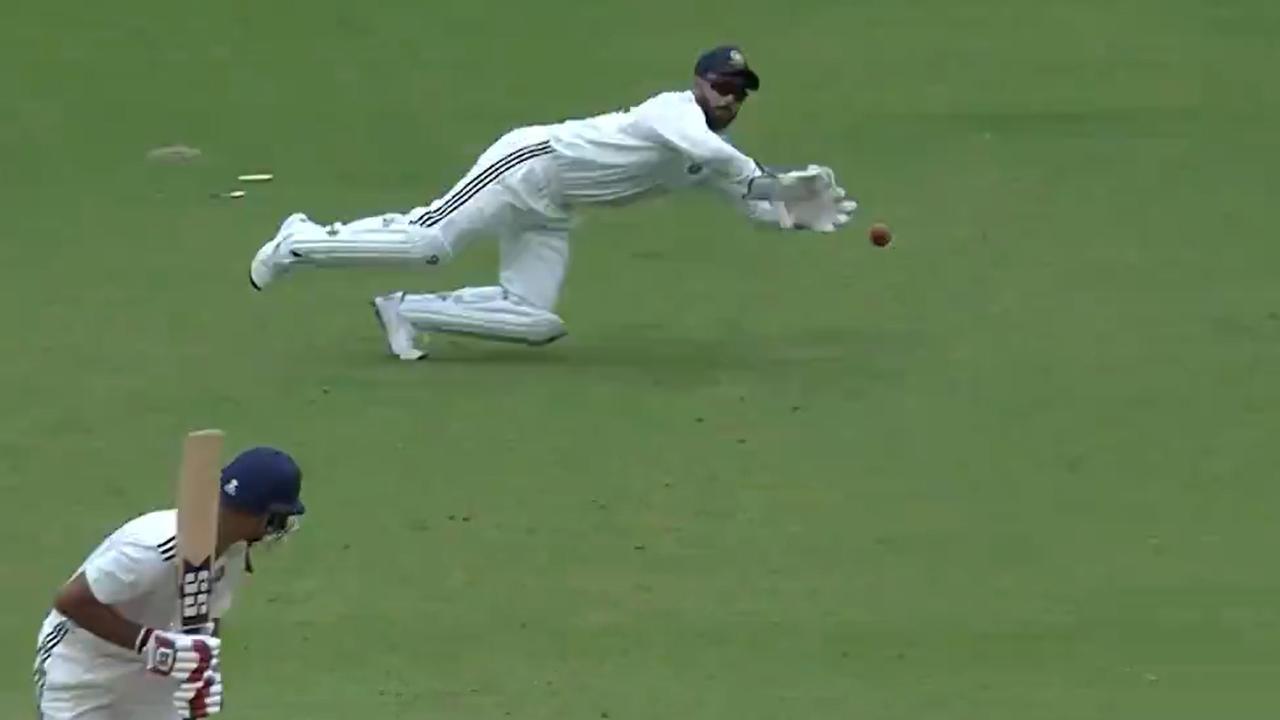 Rishabh Pant grabs a stunner in Duleep Trophy Match, Watch Video