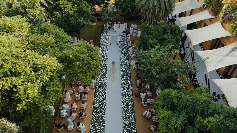 Initially, Raghav came to visit Parineeti as just a friend, but as they spent more time together, it became clear that their feelings were deepening. Their shared experiences and chemistry paved the way for a romantic relationship.