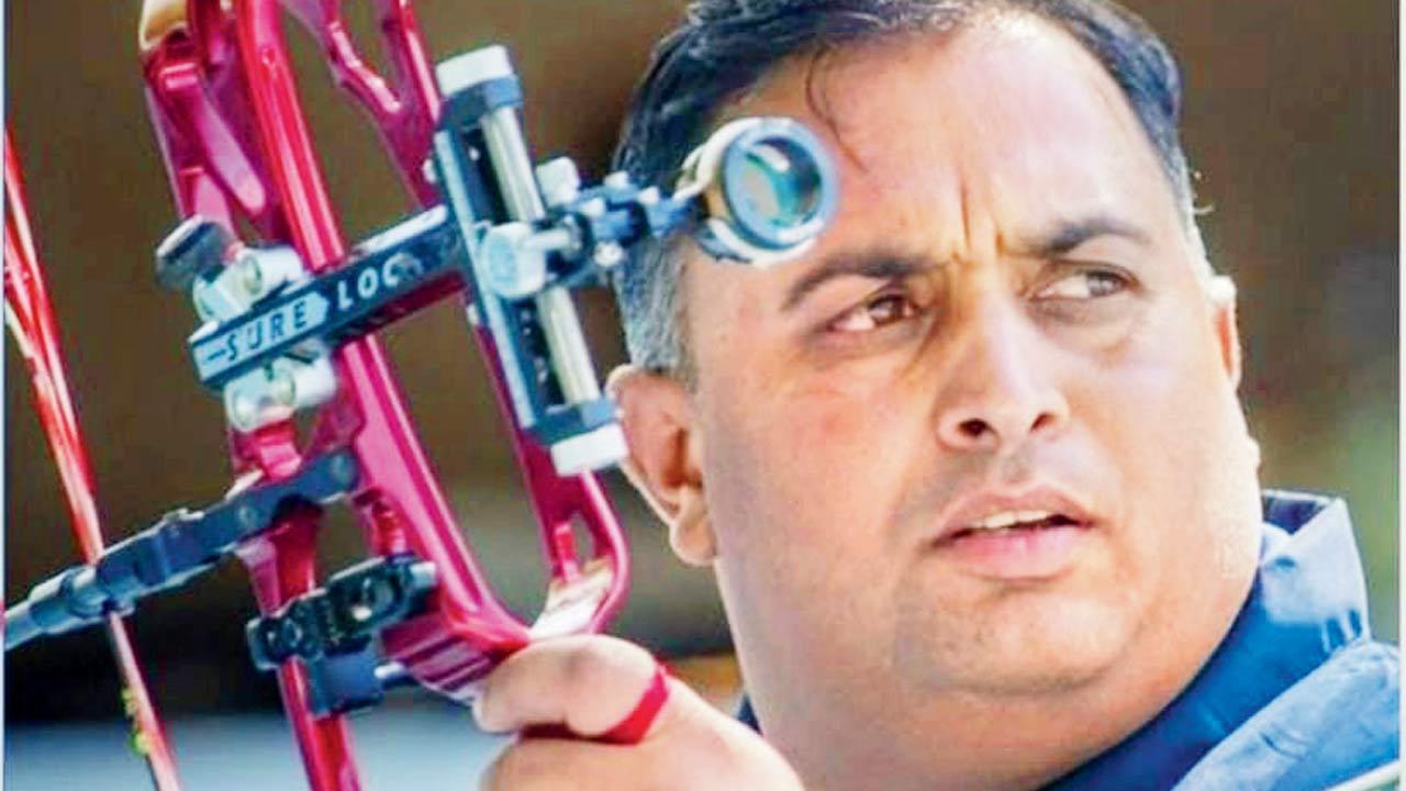 World No. 1 Rakesh wins shoot-off to enter last 8