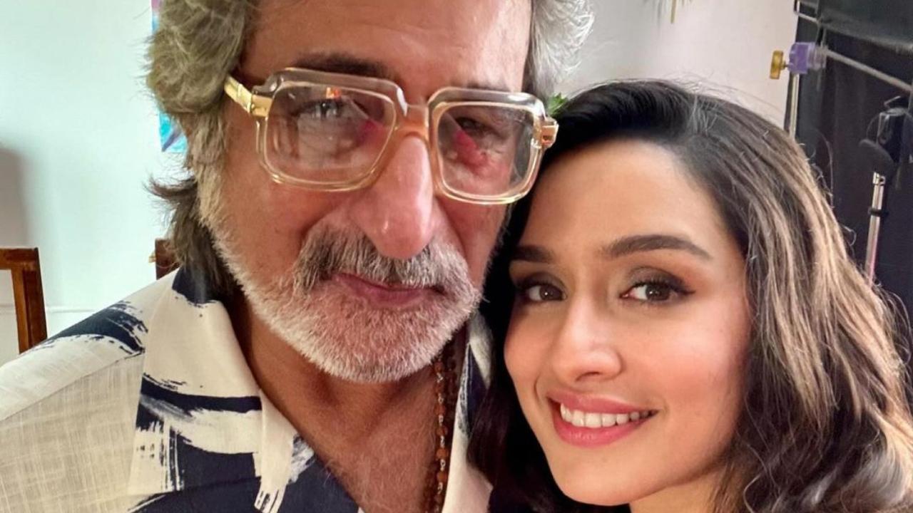 Shraddha Kapoor wishes her 'favourite purush' aka 'Bapu' Shakti Kapoor