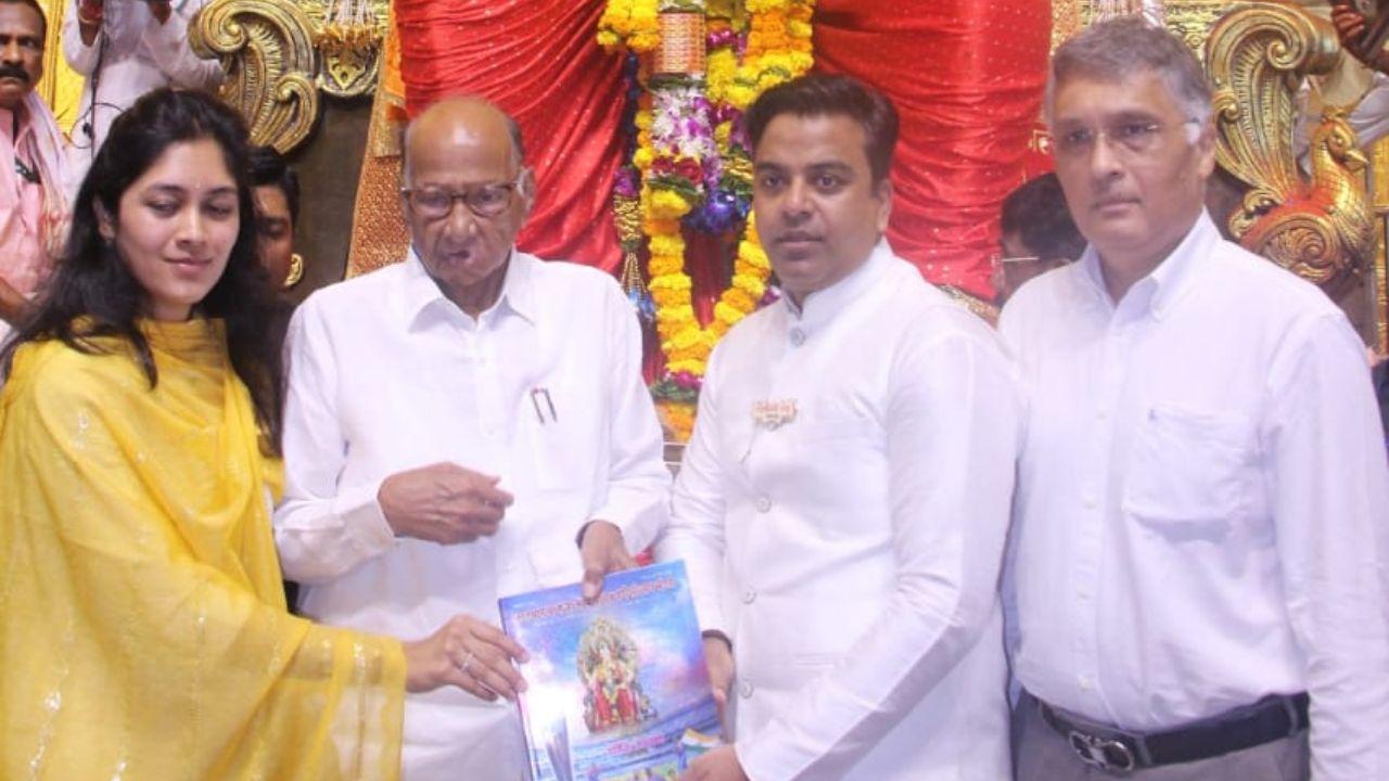 NCP (SP) patriarch Sharad Pawar visits Lalbaugcha Raja on Day 3 of Ganeshotsav
