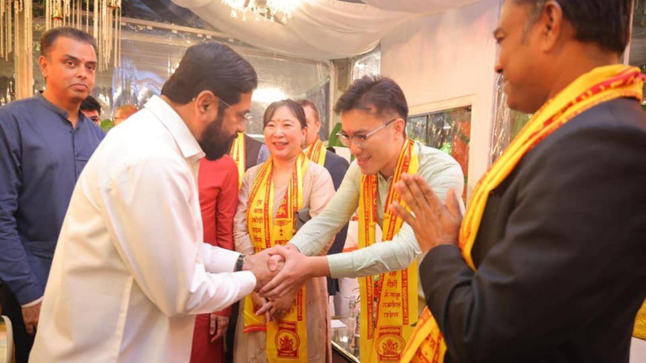 Diplomats from around the world attend Ganesh aarti at CM Shinde's residence