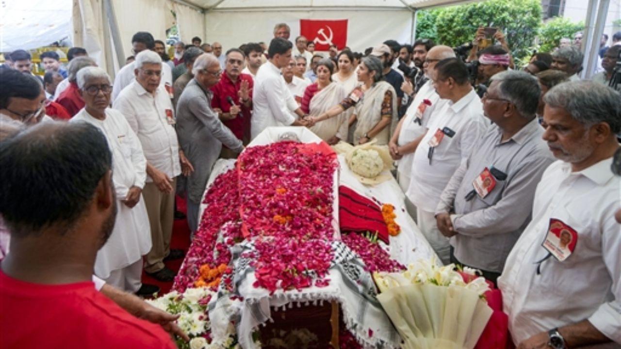 IN PHOTOS: Tributes Paid to CPI(M) leader Sitaram Yechury at party headquarters