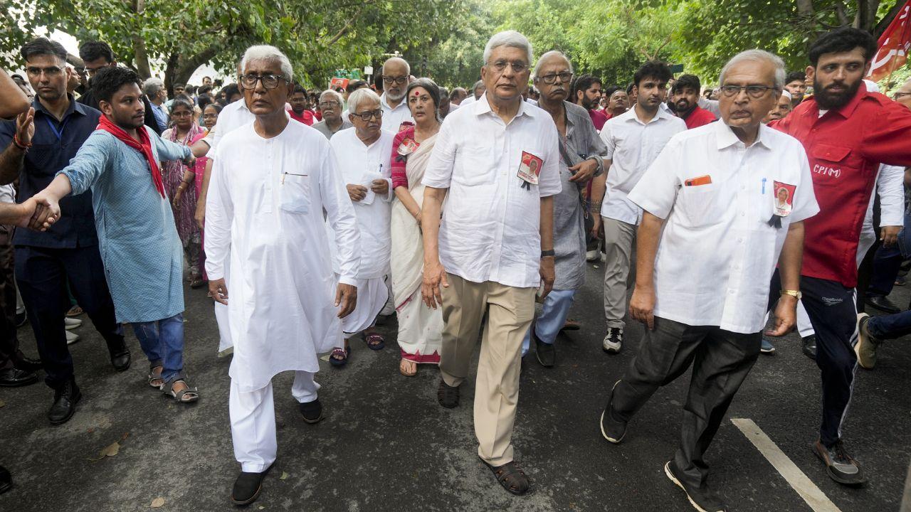 Sitaram Yechury passed away on Thursday after battling a severe lung infection. He was 72 years old and had been admitted to AIIMS in Delhi on 19 August, where he remained in critical condition.