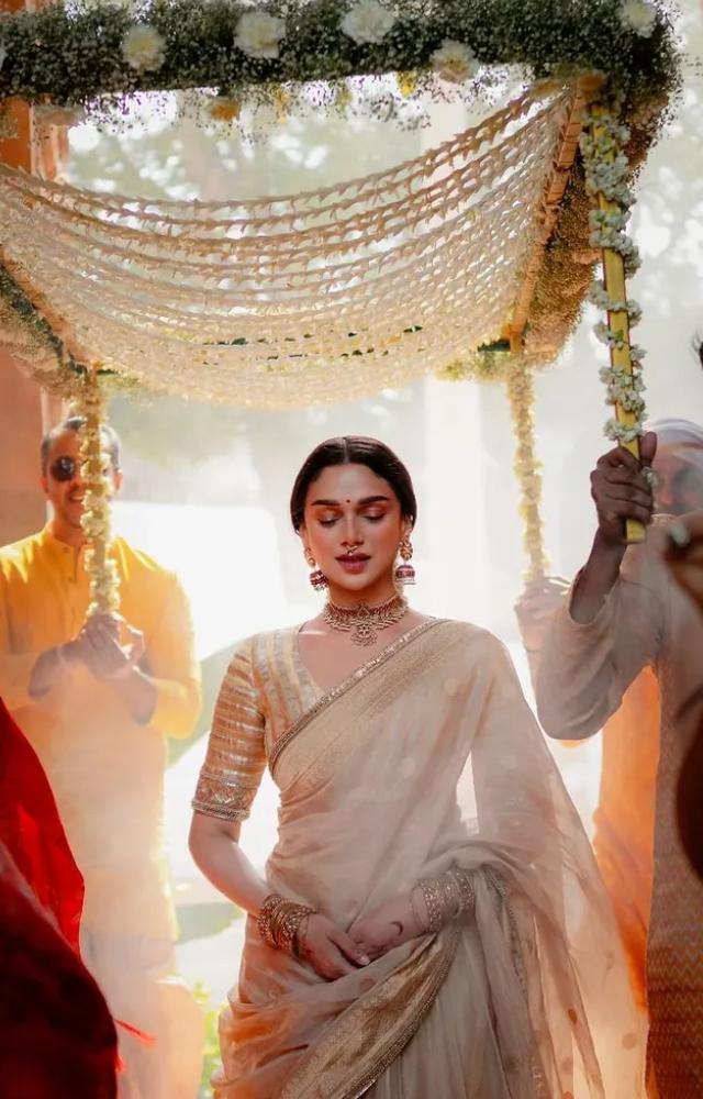 Gorgeous South Indian brides of B-town