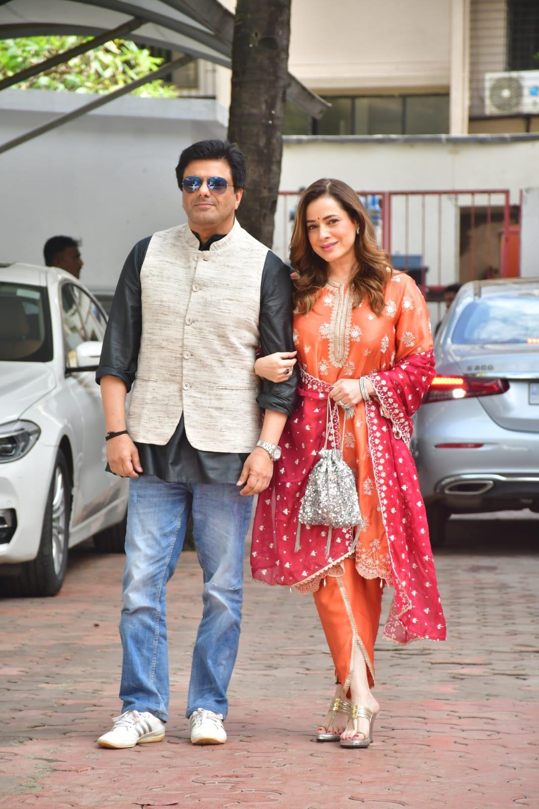 Sameer Soni and Neelam Kothari looked adorable as they arrived for Shilpa Shetty's Ganesh puja