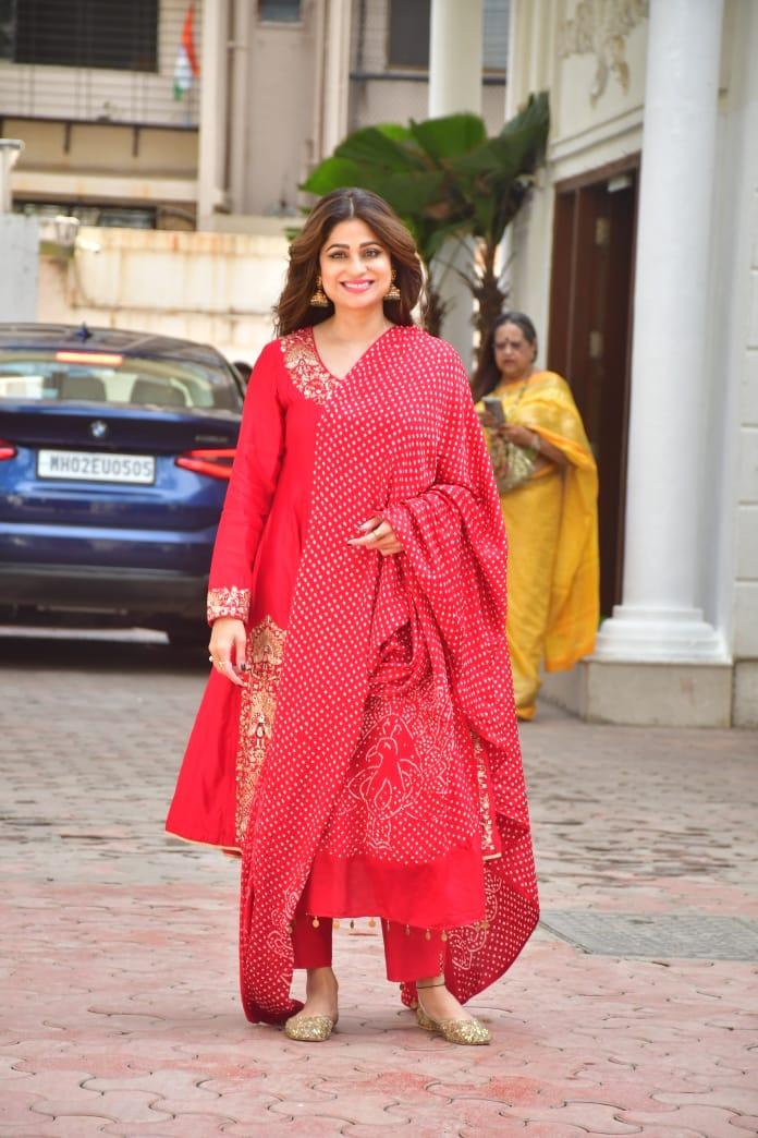 Shamita Shetty's red suit was a hit at her sister Shilpa Shetty's Ganesh puja