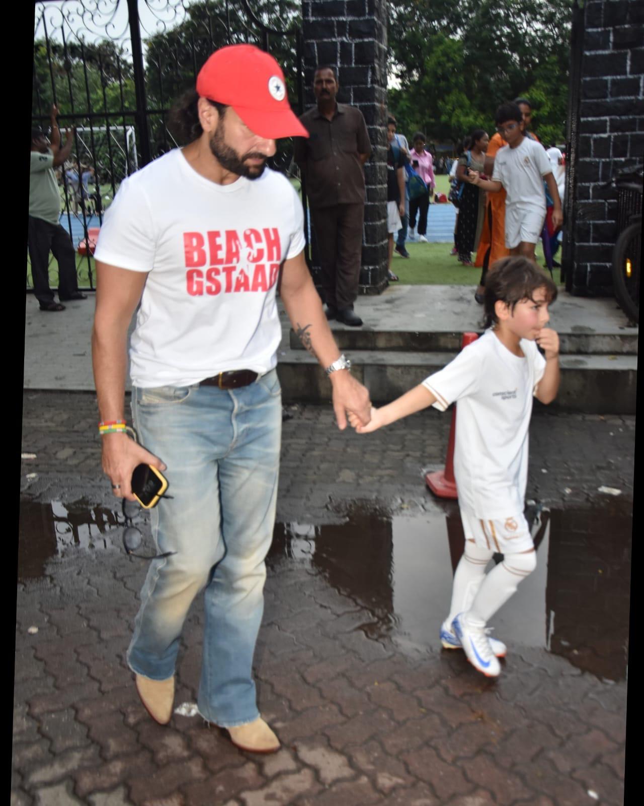 <p>Saif Ali Khan and his little boy Taimur were spotted after a football game</p>