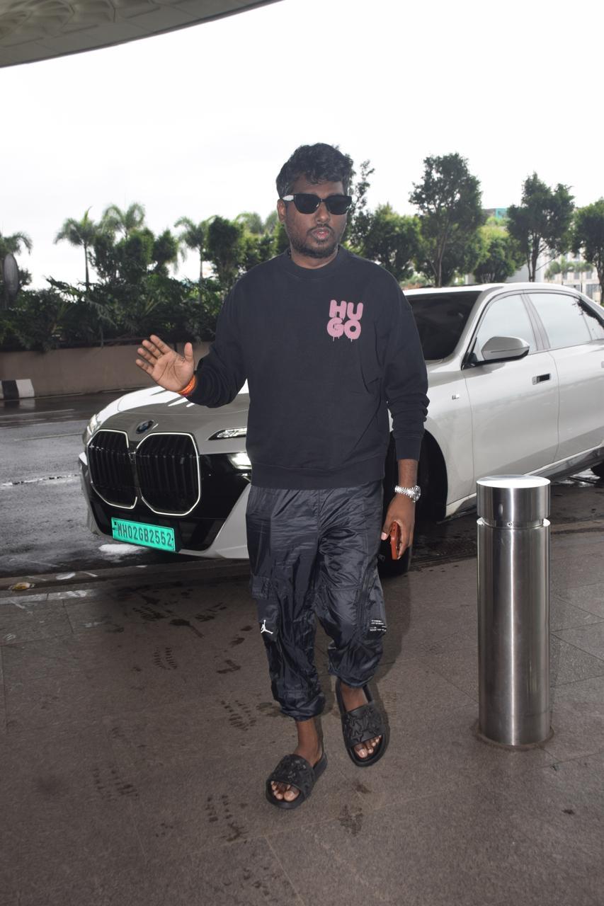 <p>Jawan director Atlee was clicked at the Mumbai airport today</p>
