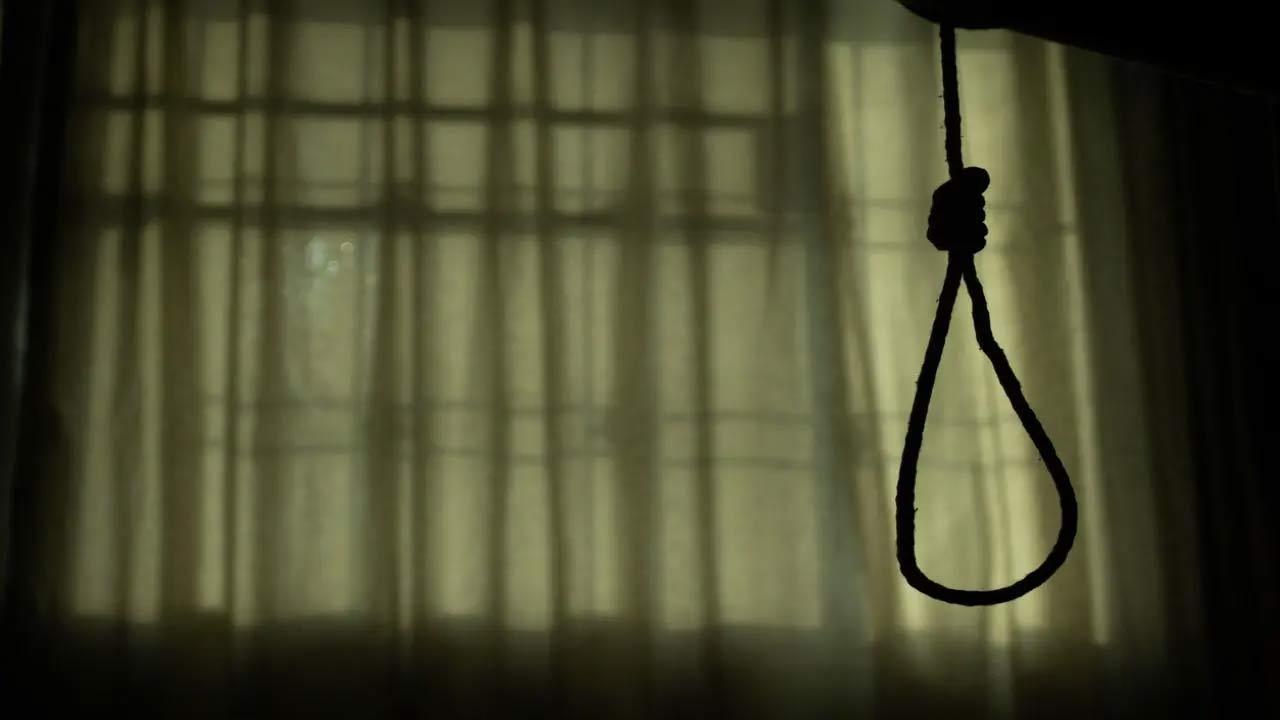 Delhi: 25-year-old student allegedly dies by suicide