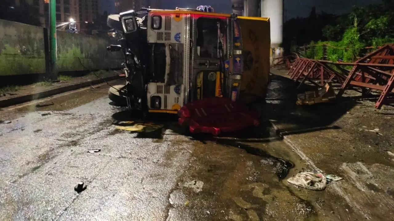 Thane: Traffic on Ghodbunder Road cleared, says RDMC; driver of truck injured in mishap