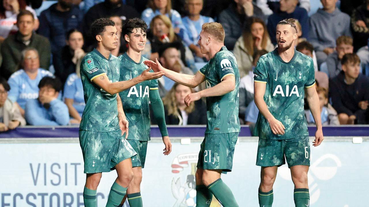 Spurs register come-from-behind win