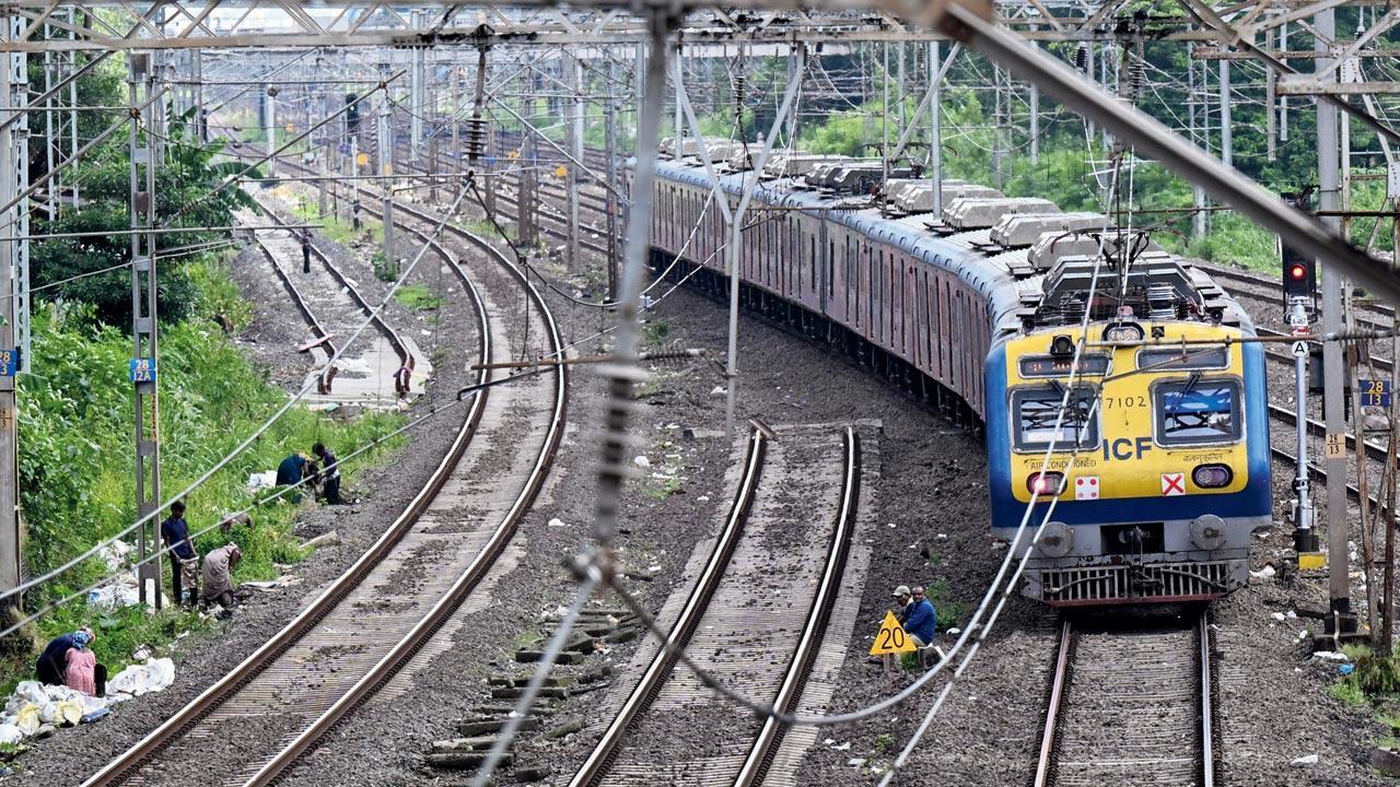 Mumbai: 175 Western Railway trains to be cancelled this week
